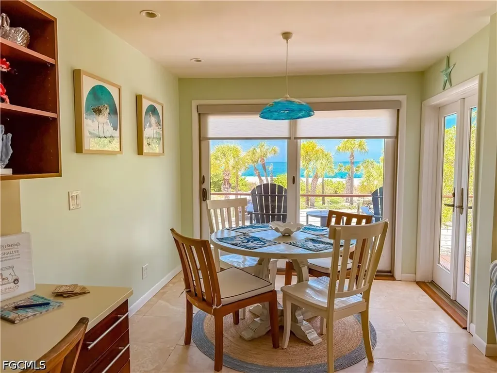 541 Gulf Lane Upper Captiva FL 33924