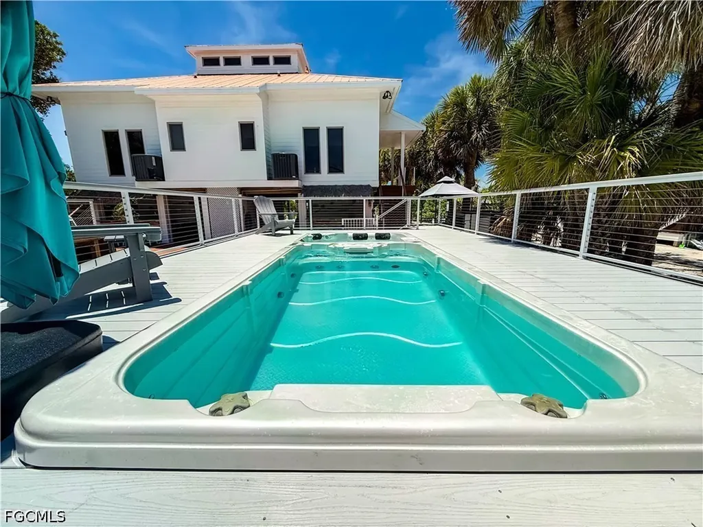 541 Gulf Lane Upper Captiva FL 33924