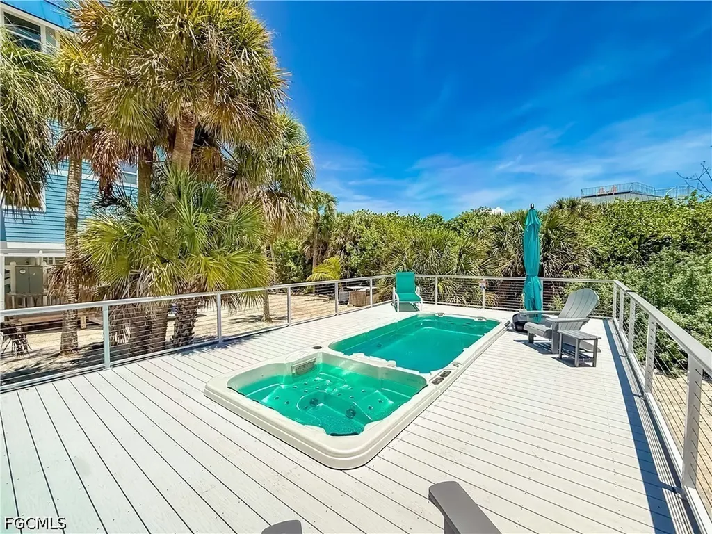 541 Gulf Lane Upper Captiva FL 33924