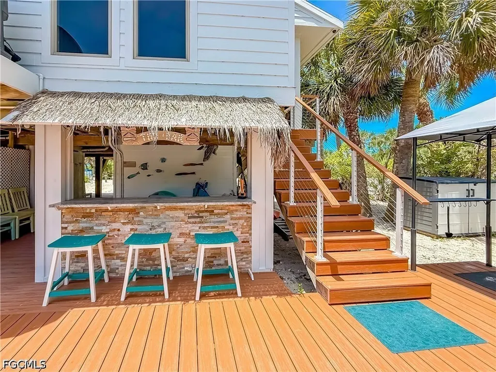 541 Gulf Lane Upper Captiva FL 33924
