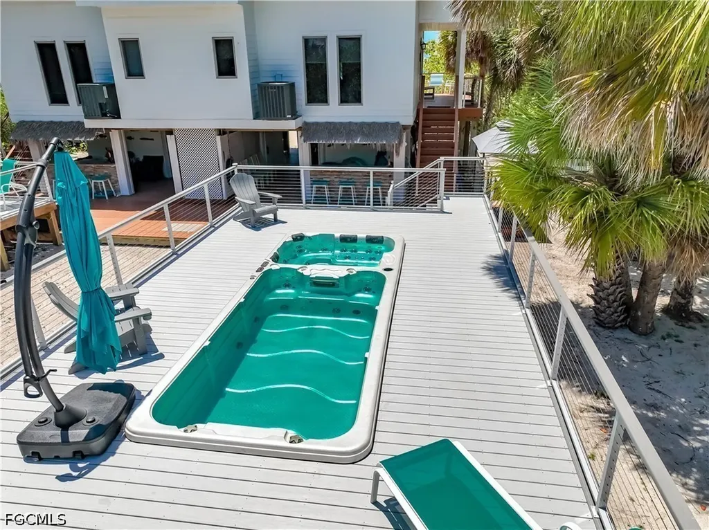 541 Gulf Lane Upper Captiva FL 33924