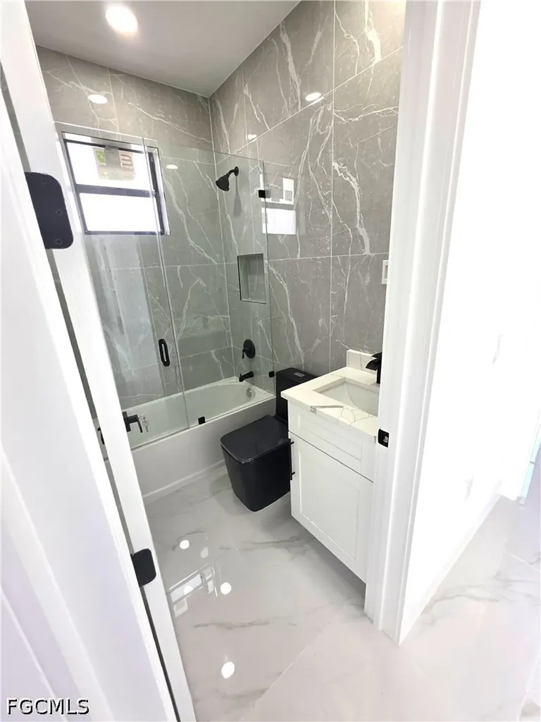 774 Cashmere Avenue Lehigh Acres FL 33974