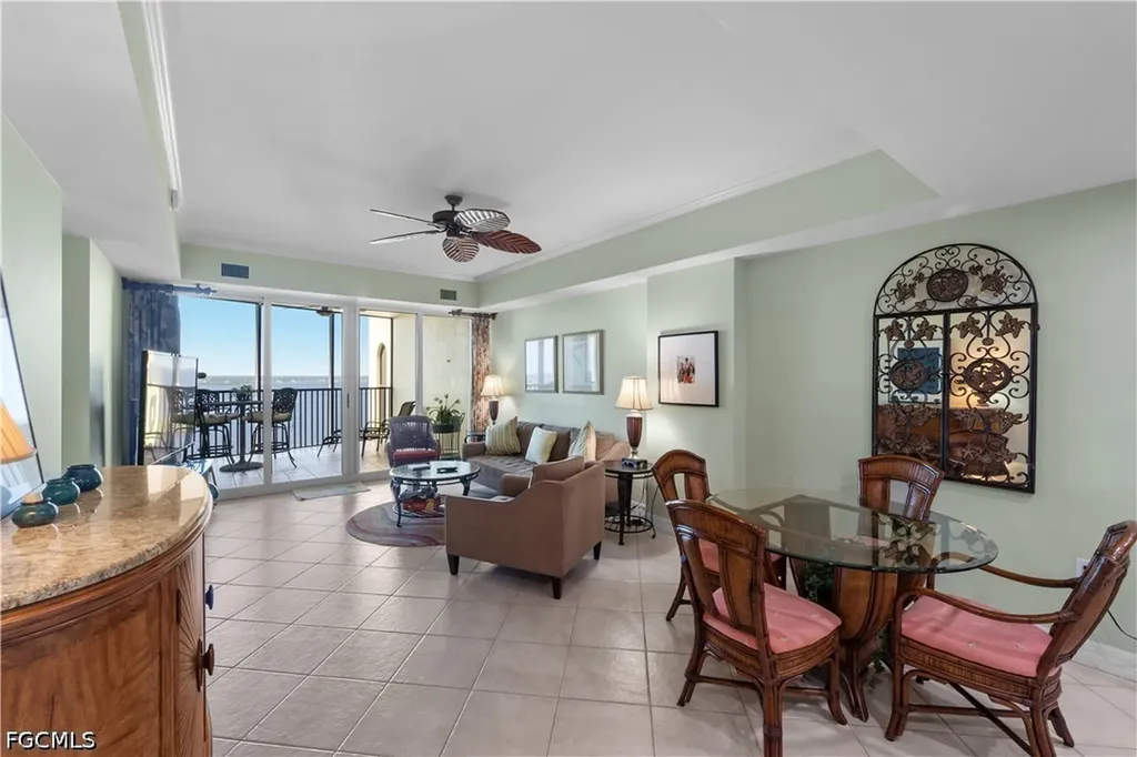 2797 1st Street Fort Myers FL 33916