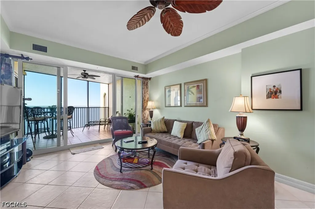 2797 1st Street Fort Myers FL 33916