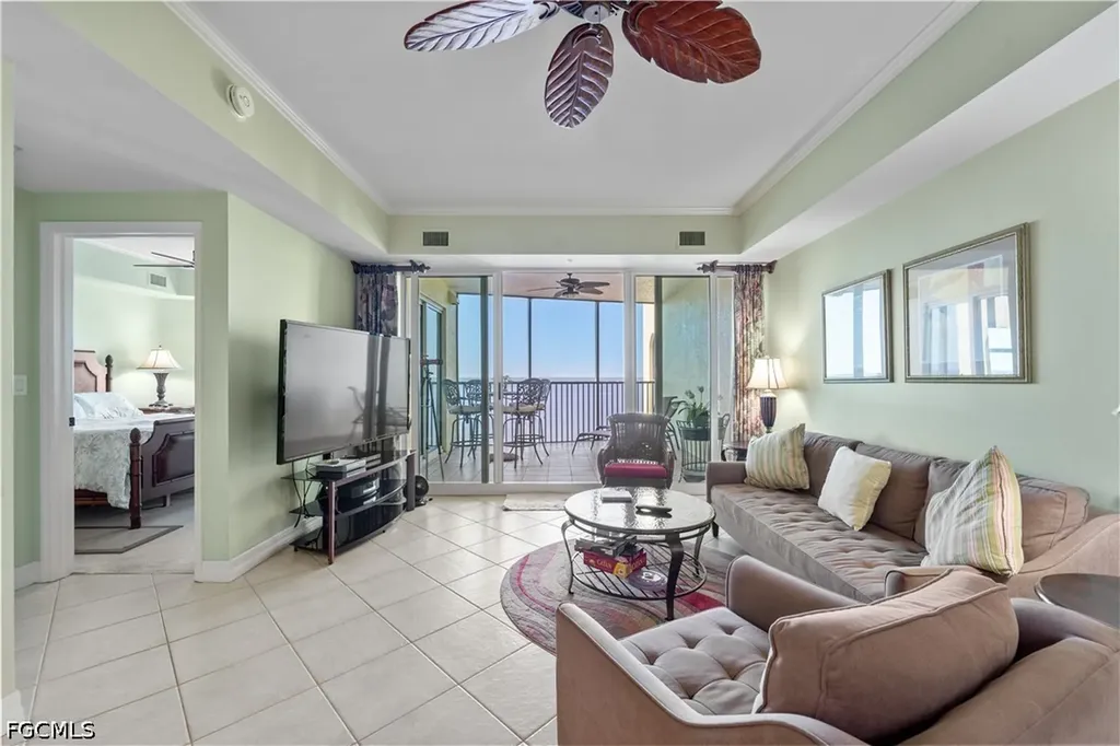 2797 1st Street Fort Myers FL 33916