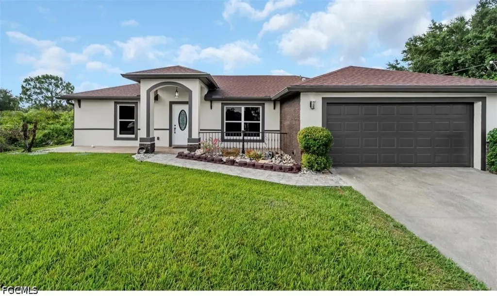2705 41st Street W Lehigh Acres FL 33971