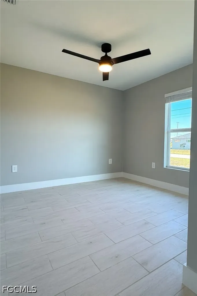 402 NE 31st Terrace Cape Coral FL 33909
