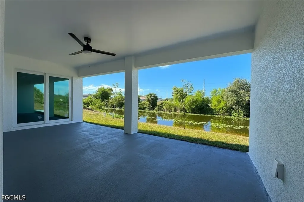 402 NE 31st Terrace Cape Coral FL 33909