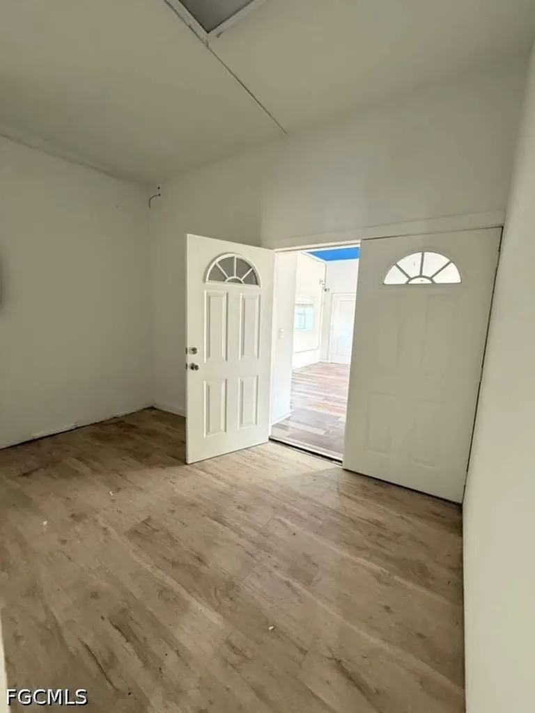 27 Cardinal Drive North Fort Myers FL 33917