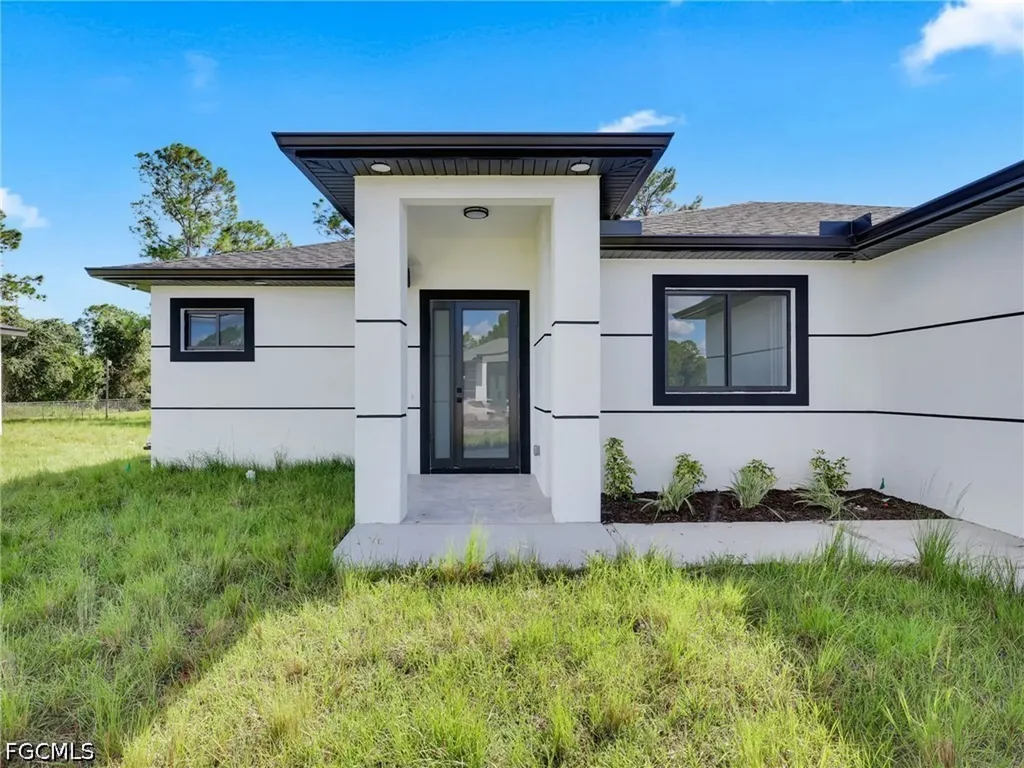 3419 8th Street SW Lehigh Acres FL 33976