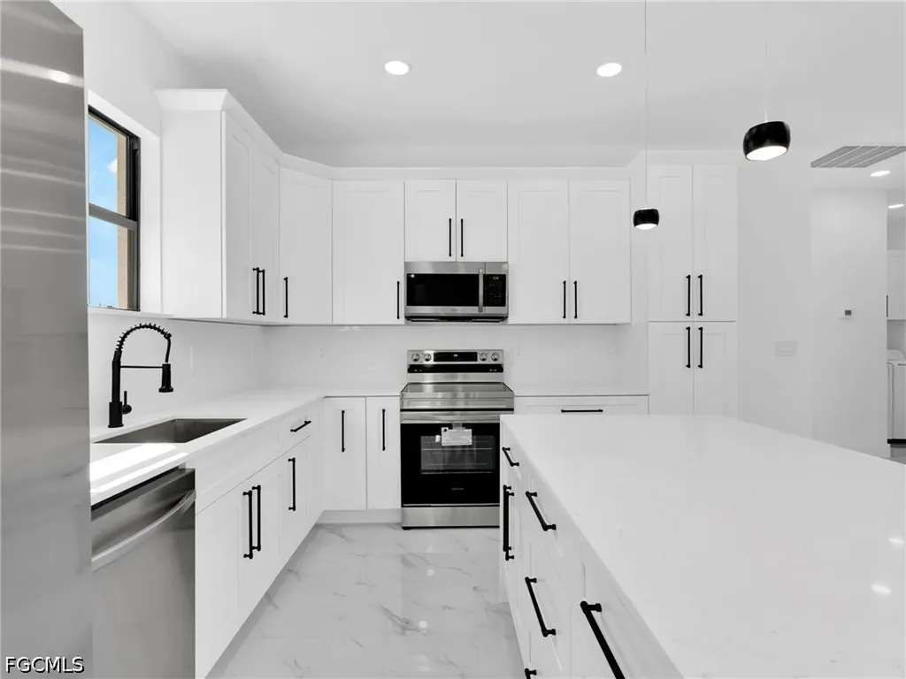 3419 8th Street SW Lehigh Acres FL 33976