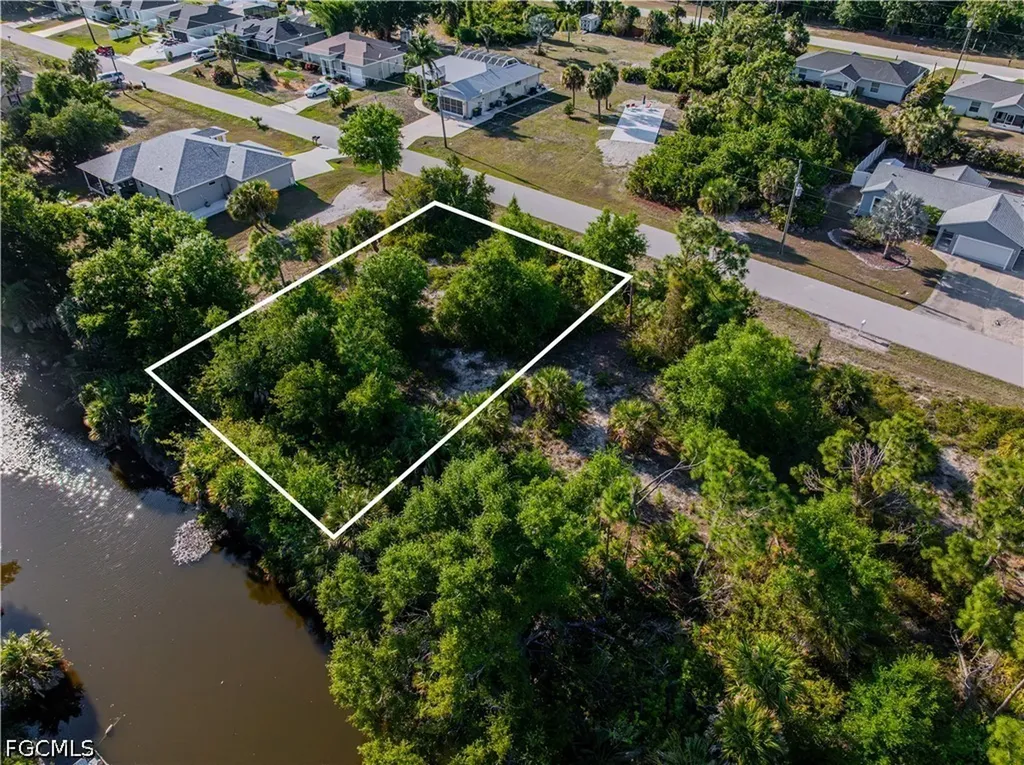 12217 Clarendon Avenue Port Charlotte FL 33981