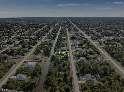 12217 Clarendon Avenue Port Charlotte FL 33981