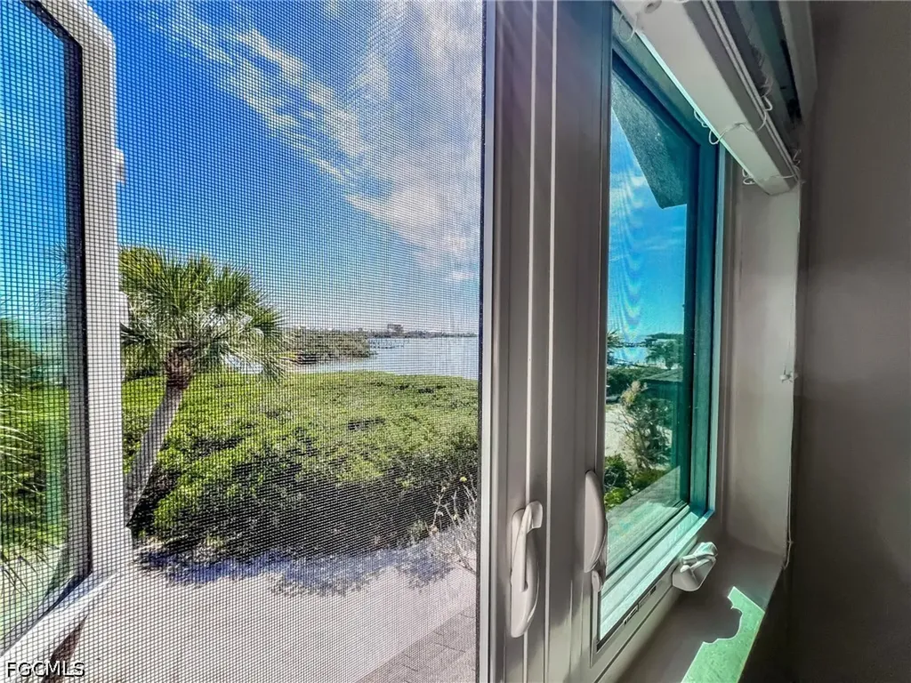 4580 Oyster Shell Dr & 370 Townhouse Lane Upper Captiva FL 33924