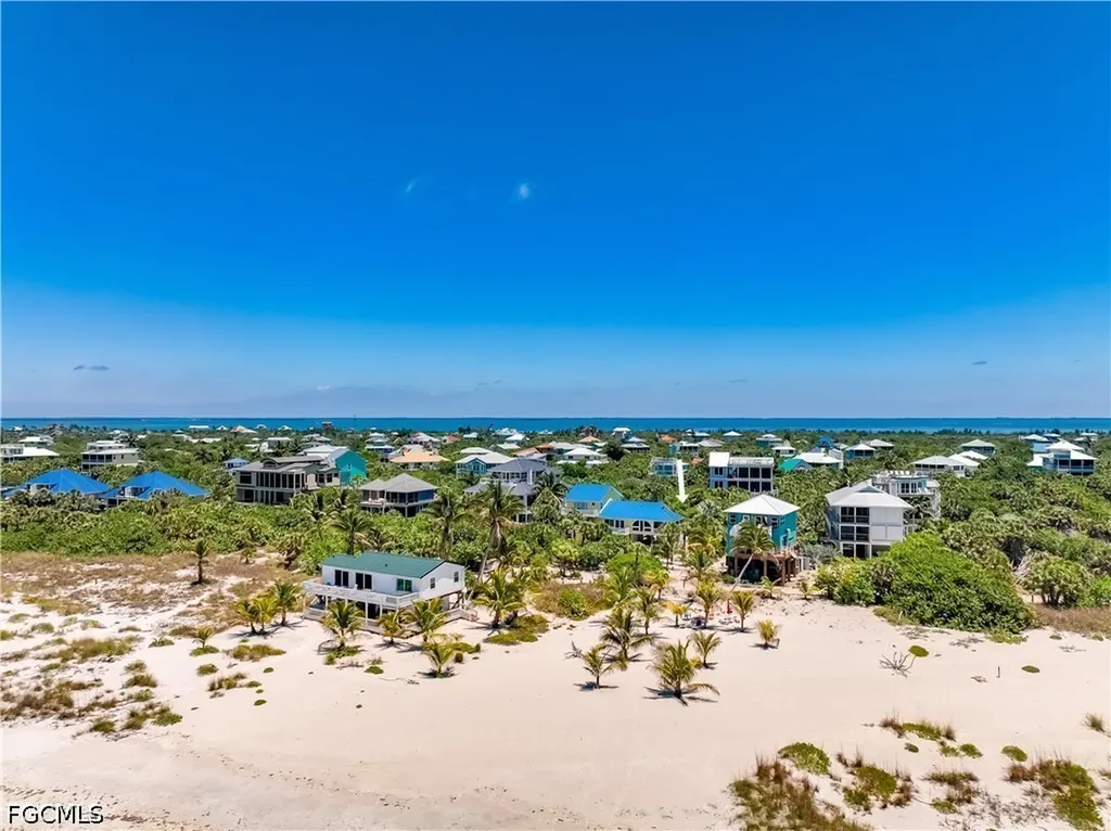 4580 Oyster Shell Dr & 370 Townhouse Lane Upper Captiva FL 33924