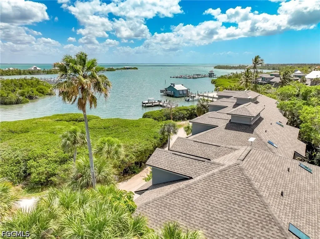 4580 Oyster Shell Dr & 370 Townhouse Lane Upper Captiva FL 33924