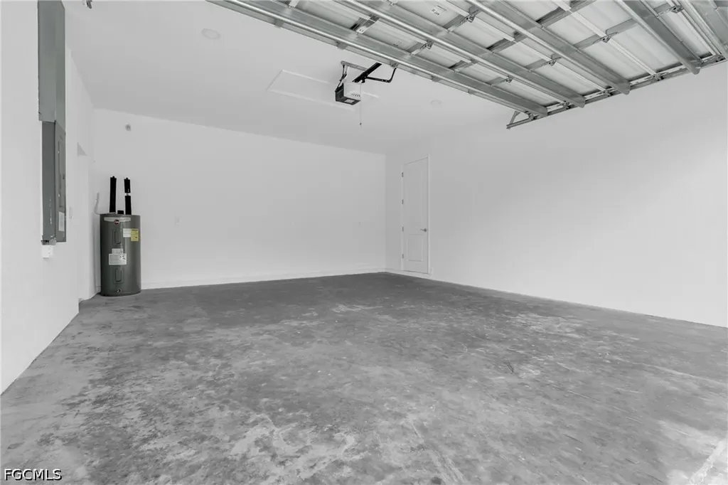 814 Lake Avenue Lehigh Acres FL 33972