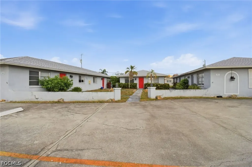 4015 SE 19th Avenue Cape Coral FL 33904