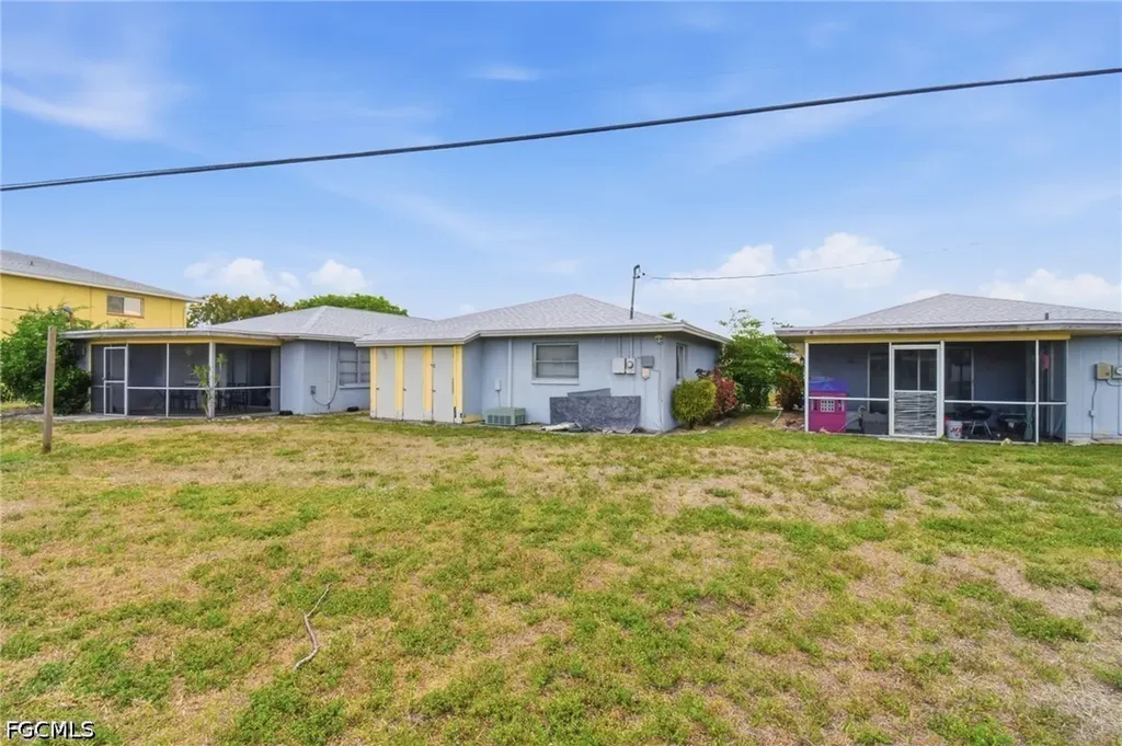 4015 SE 19th Avenue Cape Coral FL 33904