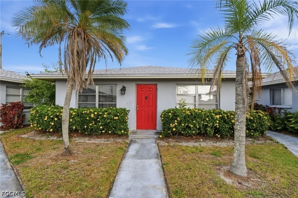 4015 SE 19th Avenue Cape Coral FL 33904