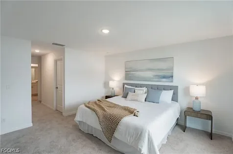 1732 NE 7th Place Cape Coral FL 33909
