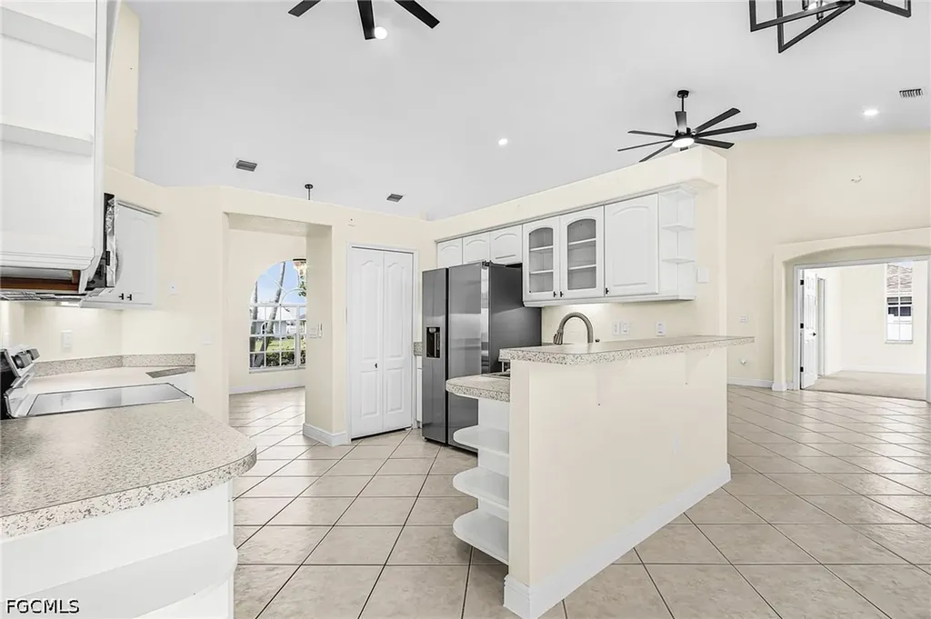 423 SE 17th Terrace Cape Coral FL 33990