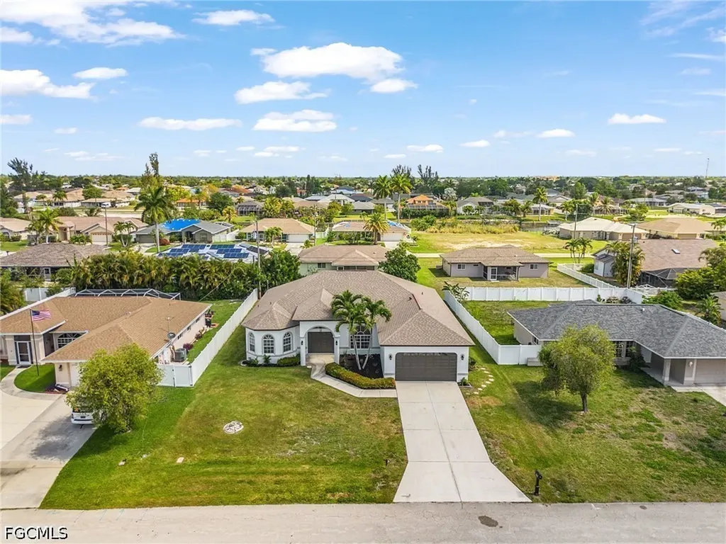 423 SE 17th Terrace Cape Coral FL 33990