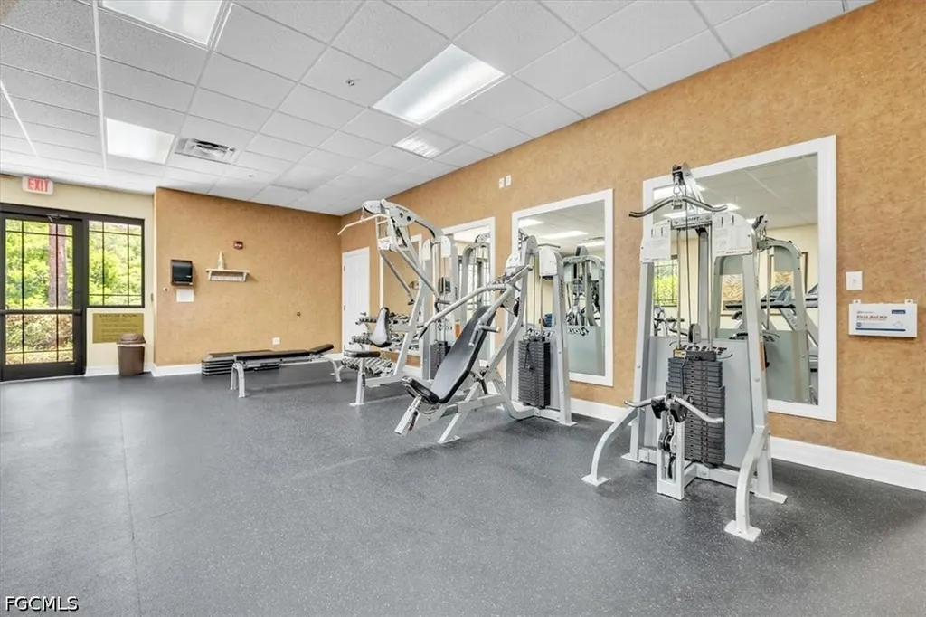 8261 Pathfinder Loop Fort Myers FL 33919