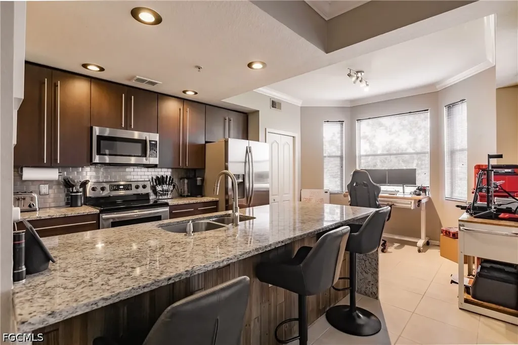 8331 Whiskey Preserve Circle Fort Myers FL 33919