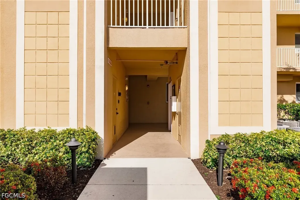 8331 Whiskey Preserve Circle Fort Myers FL 33919