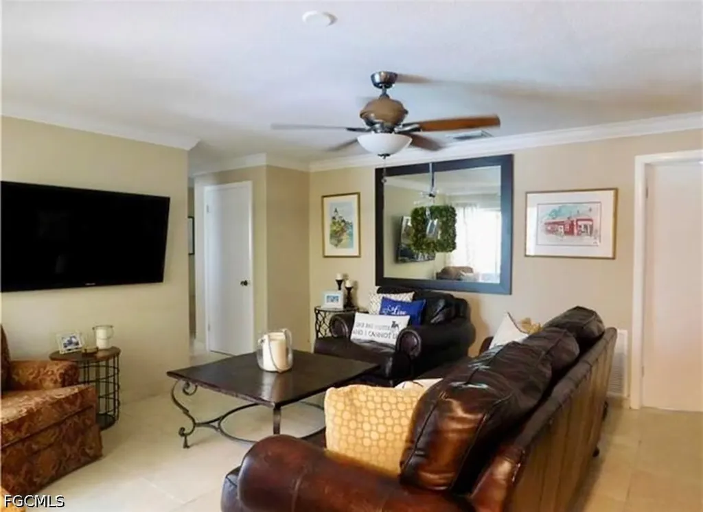 4479 Lakewood Boulevard Naples FL 34112