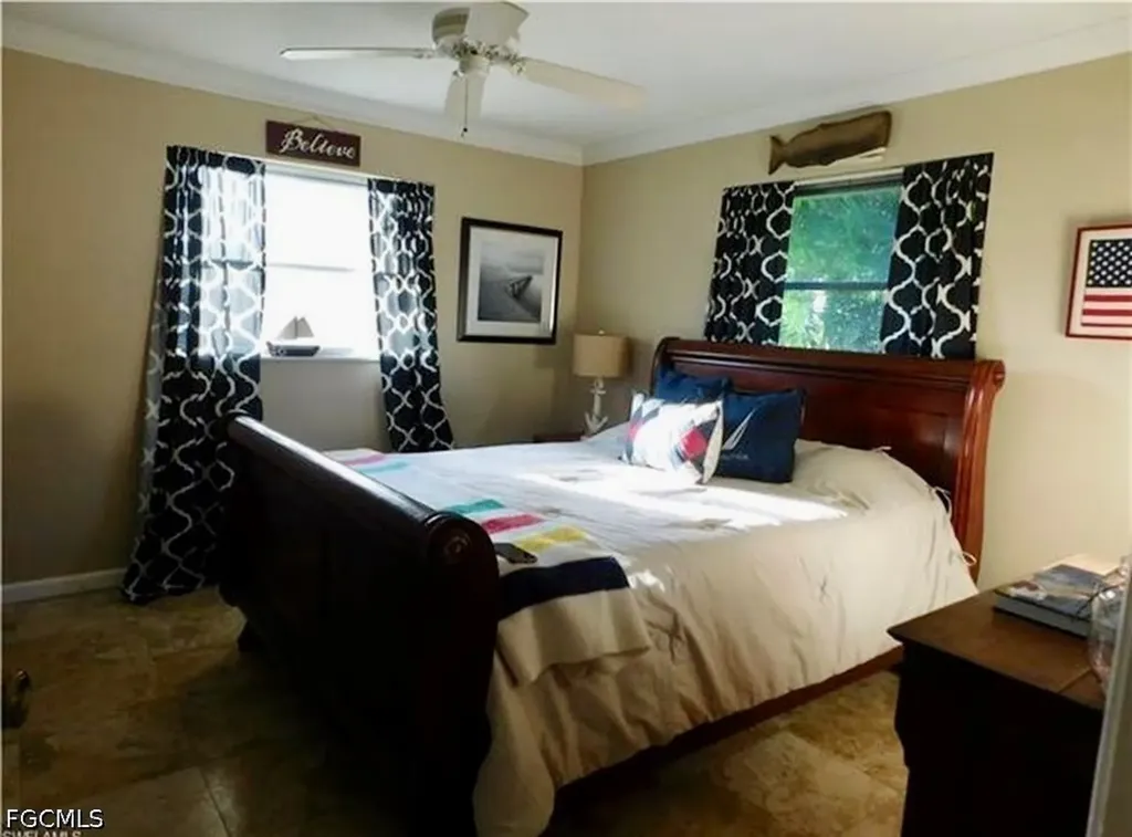 4479 Lakewood Boulevard Naples FL 34112