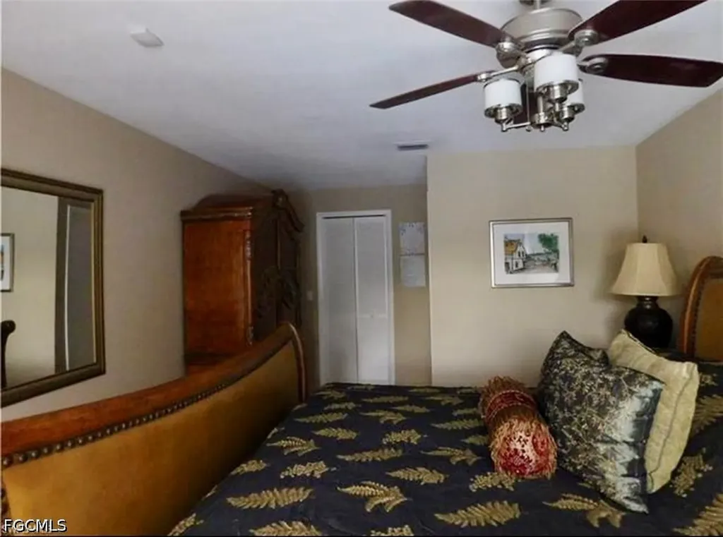 4479 Lakewood Boulevard Naples FL 34112