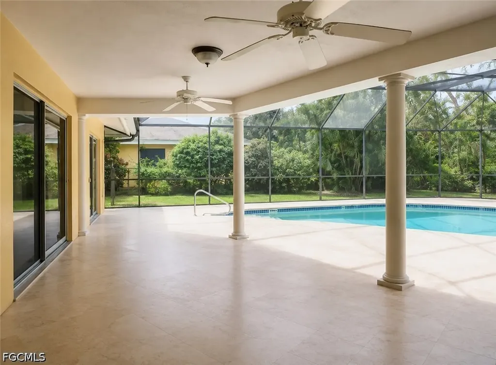 4479 Lakewood Boulevard Naples FL 34112