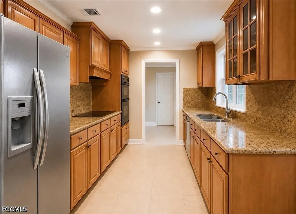 4479 Lakewood Boulevard Naples FL 34112
