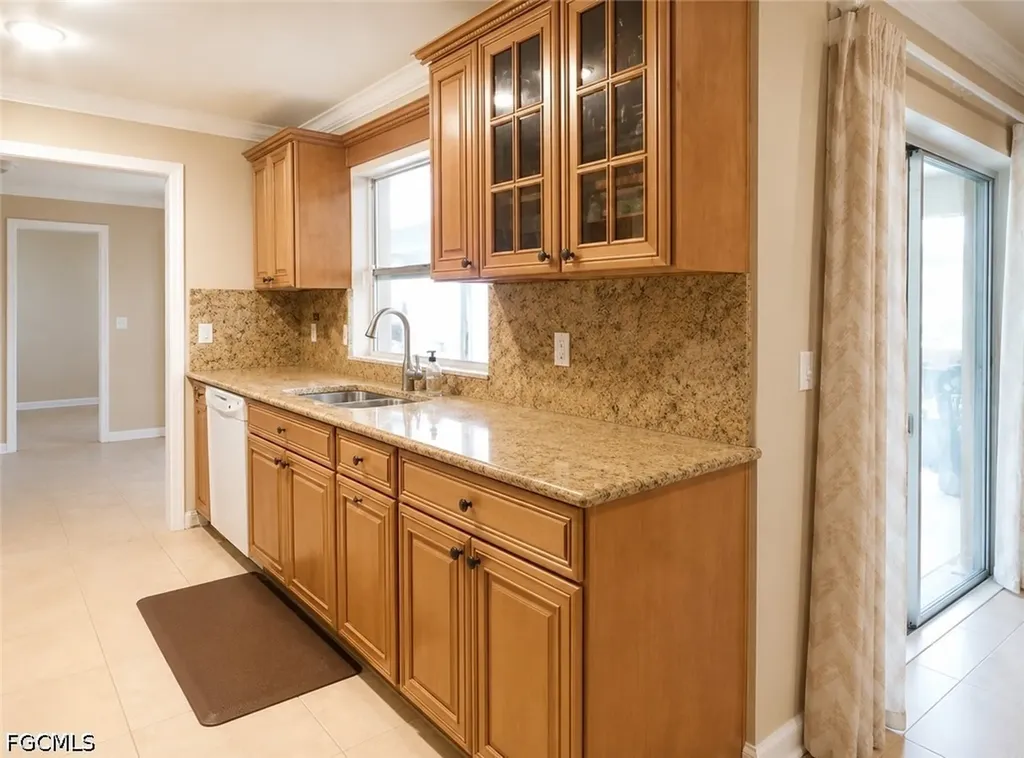 4479 Lakewood Boulevard Naples FL 34112