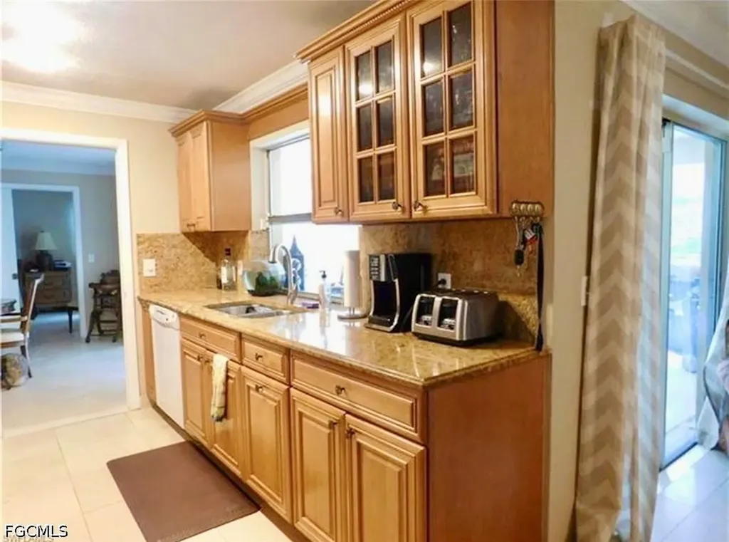 4479 Lakewood Boulevard Naples FL 34112