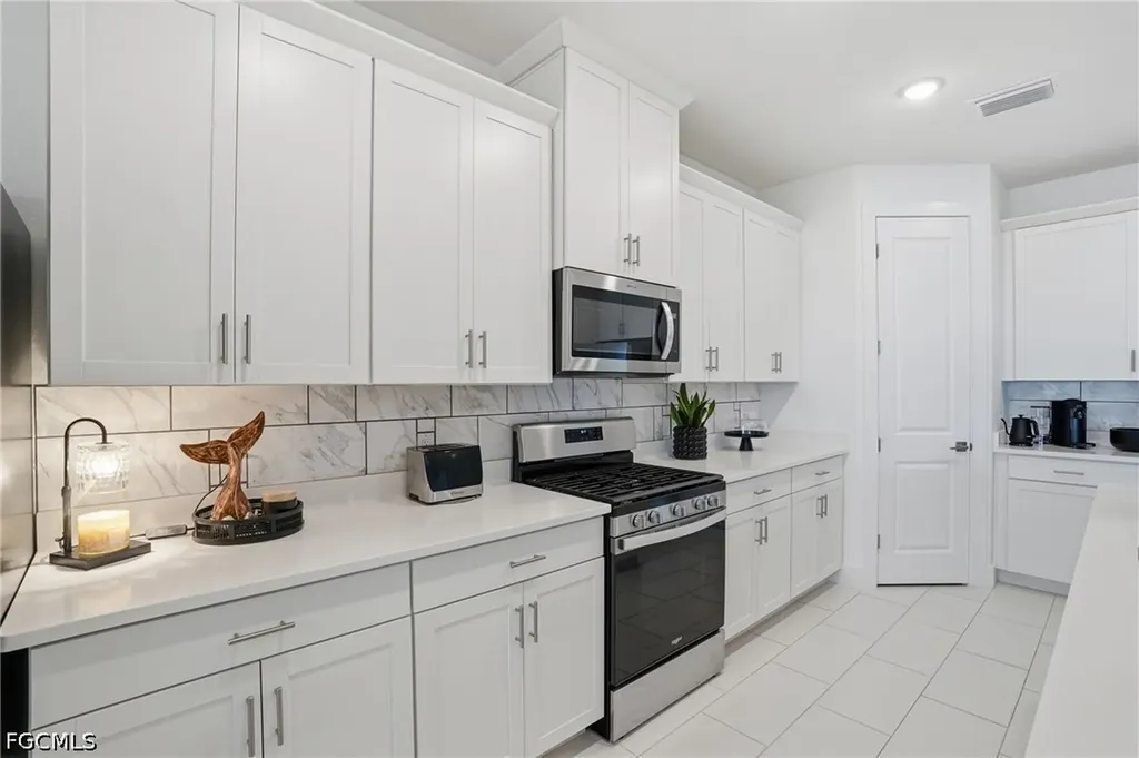 17025 Great Heron Lane Punta Gorda FL 33982