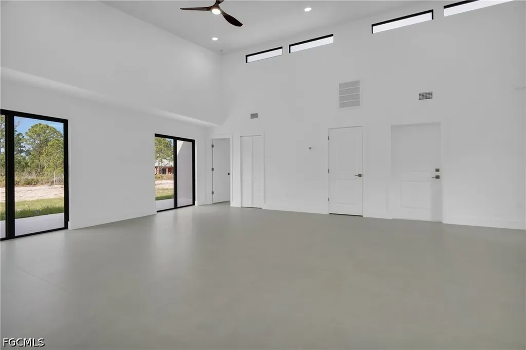 1009 State Avenue Lehigh Acres FL 33972