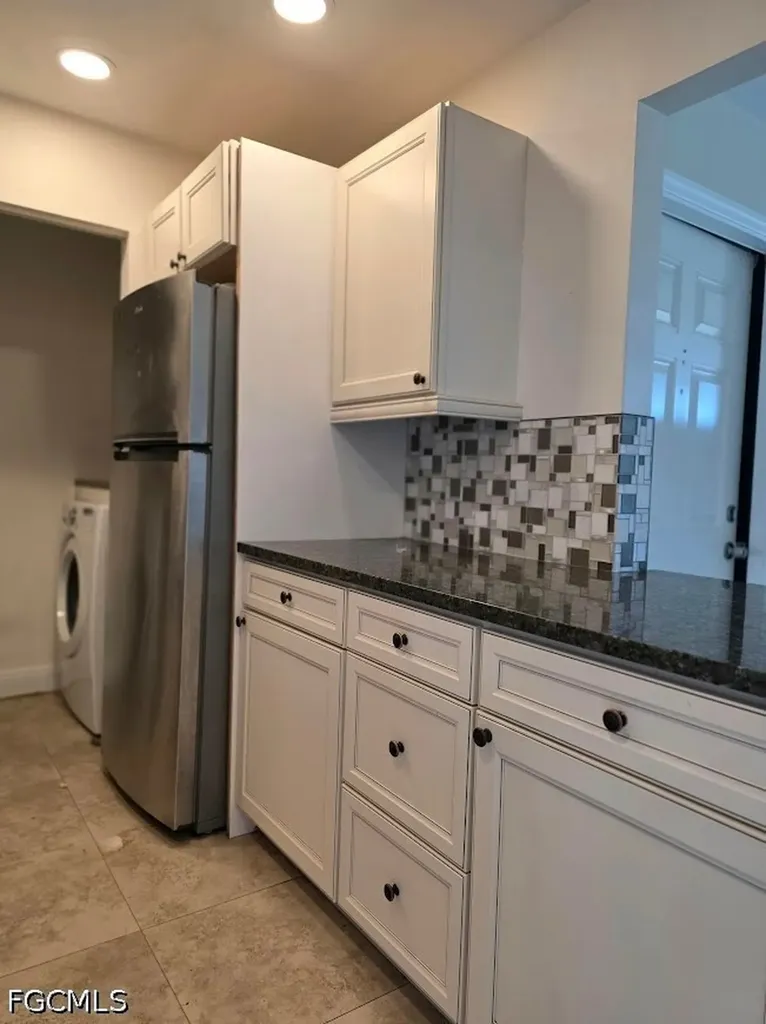 2845 Winkler Avenue Fort Myers FL 33916