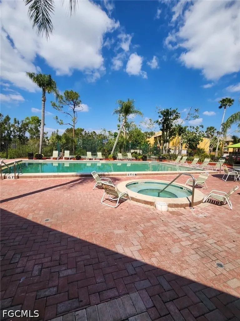 2845 Winkler Avenue Fort Myers FL 33916