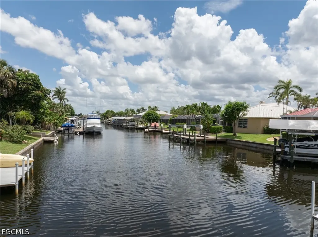1809 Savona Parkway Cape Coral FL 33904