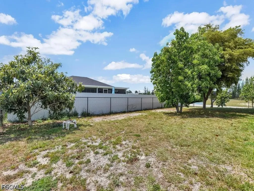 3626 NE 13th Avenue Cape Coral FL 33909