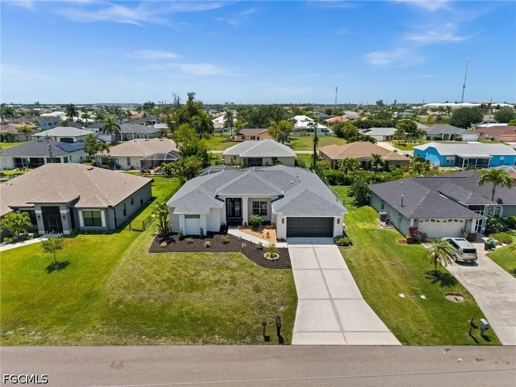1820 SW 29th Terrace Cape Coral FL 33914
