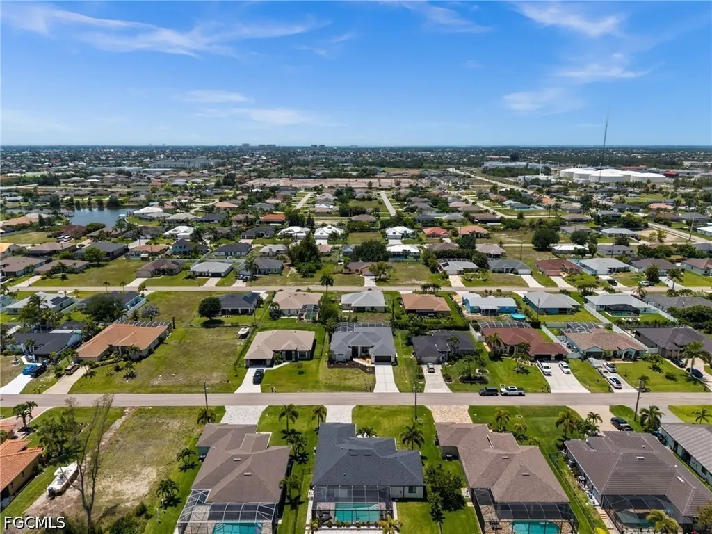 1820 SW 29th Terrace Cape Coral FL 33914