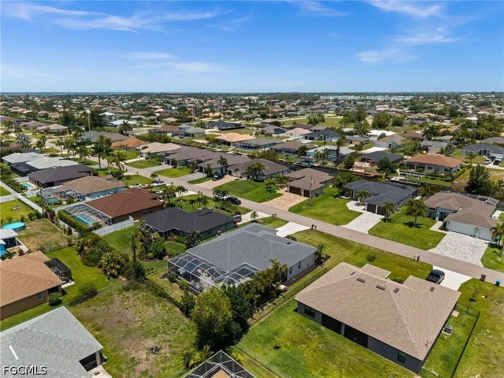 1820 SW 29th Terrace Cape Coral FL 33914