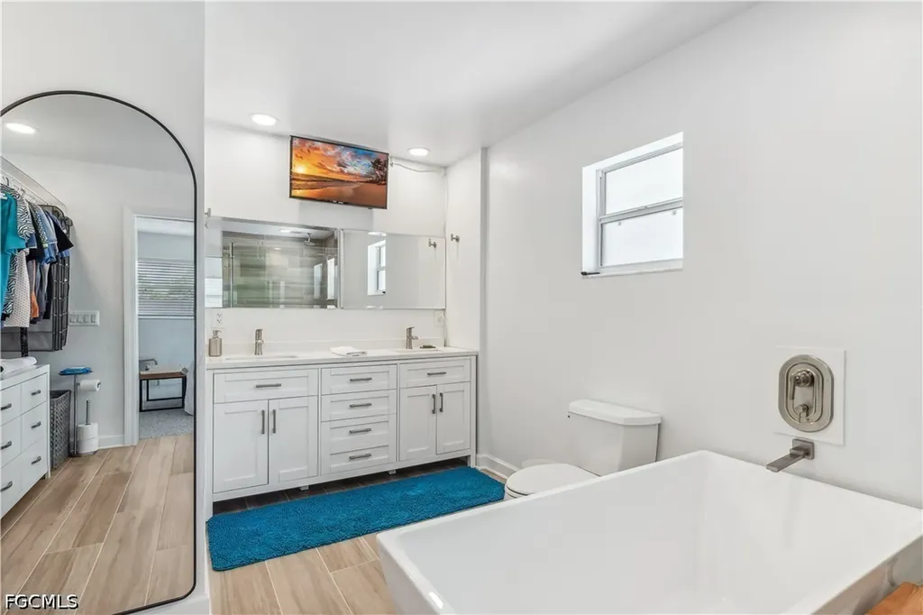 5654 Natoma Drive Fort Myers FL 33919