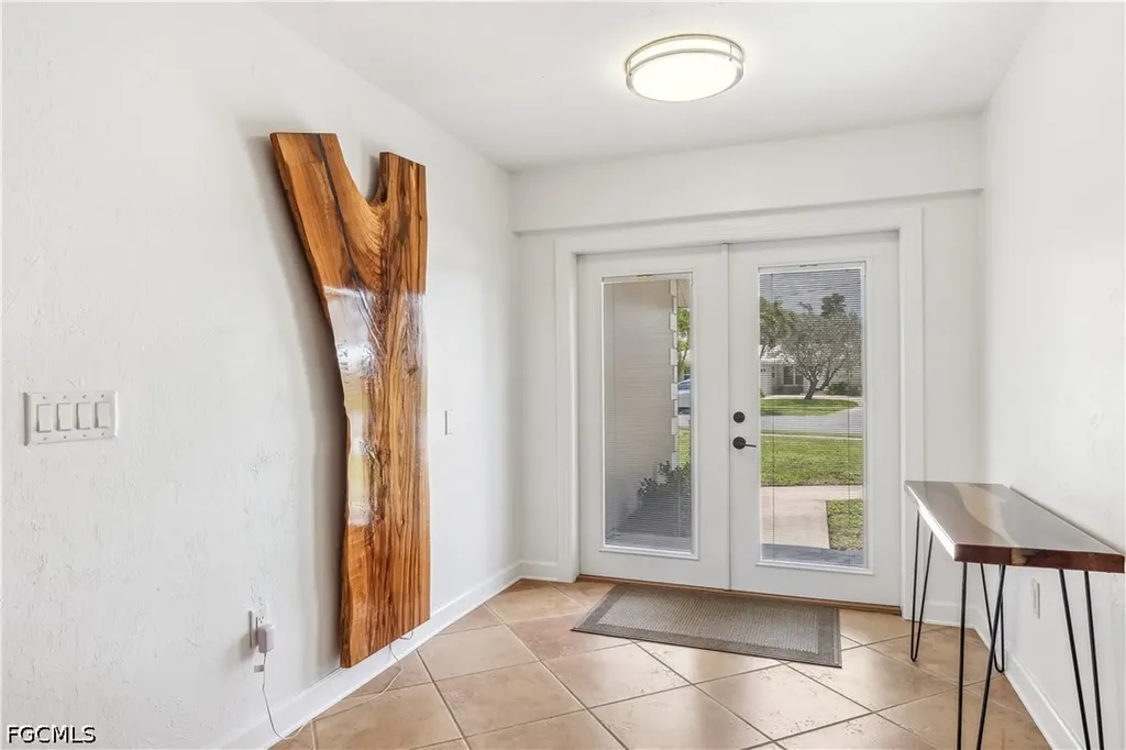5654 Natoma Drive Fort Myers FL 33919