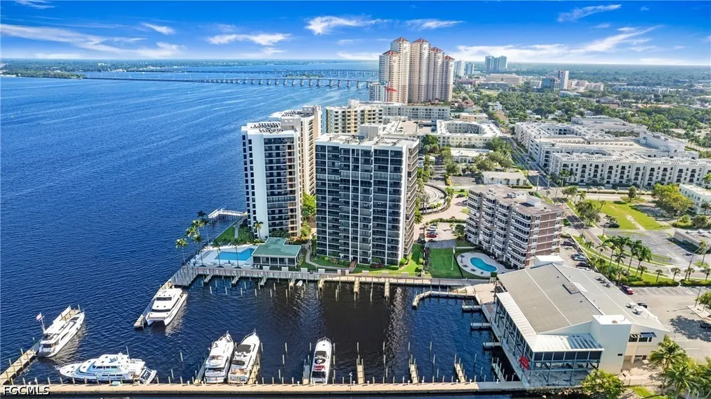1920 Virginia Avenue Fort Myers FL 33901
