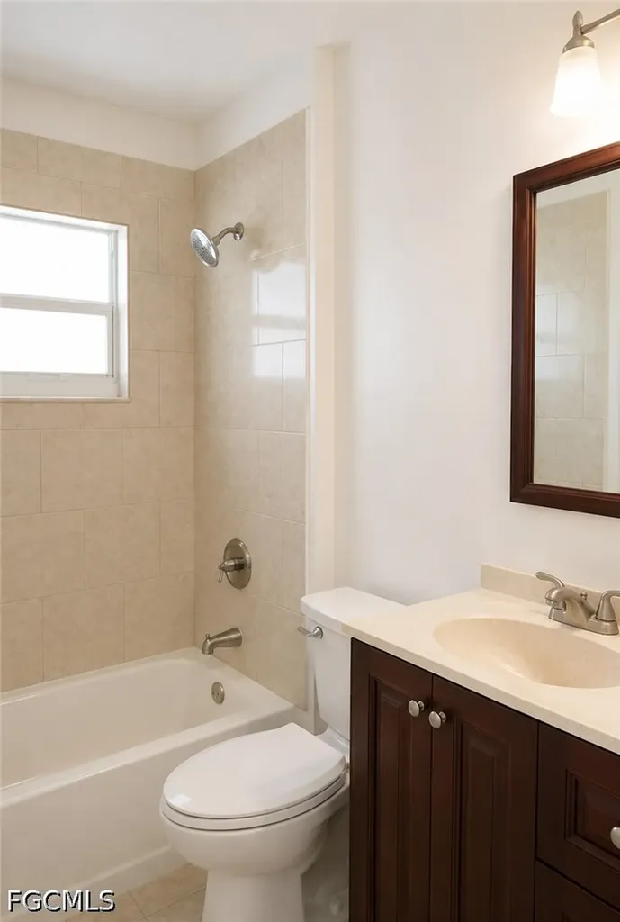 4714 Skyline Boulevard Cape Coral FL 33914